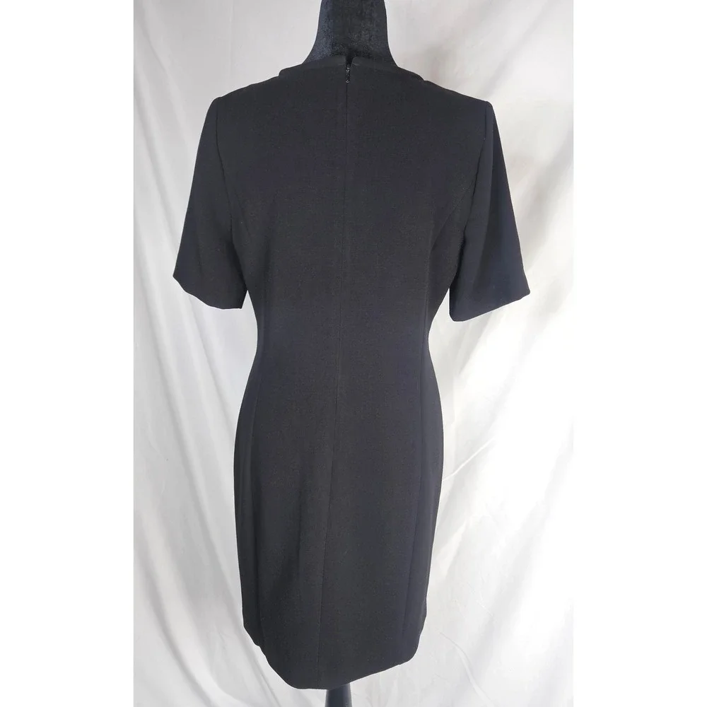 Michael Kors Black Sheath Dress Gold Accent V-Neck Career Cocktail‎ Party Size 6